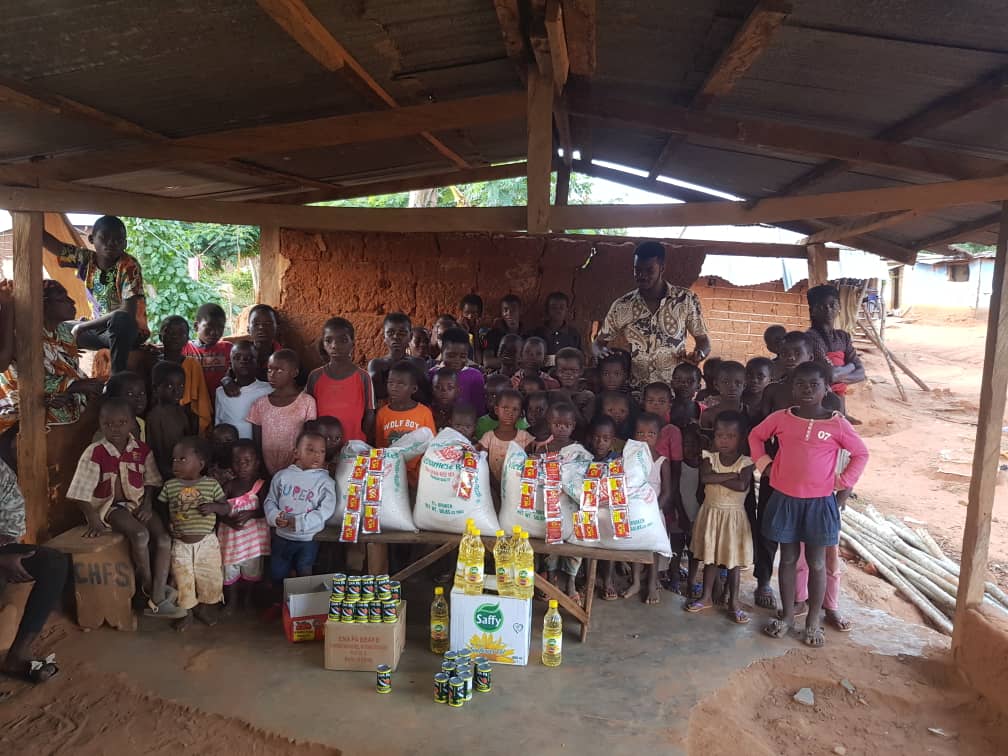Food and beverages delivered to Akwatiakwaso villagers - 30 August 2020 (2)