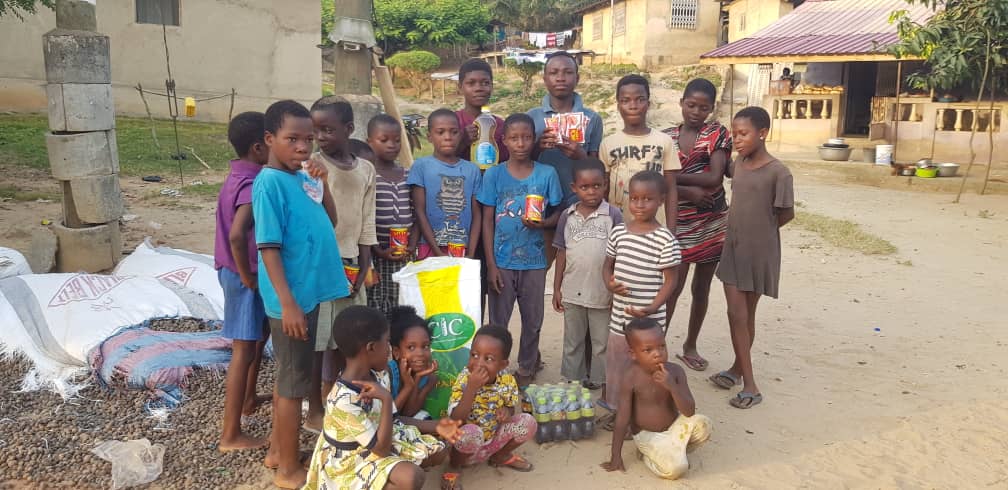 Food and beverages delivered for the village children of Akwatiakwaso, Ghana - 2 Food and beverages delivered for the village children of Akwatiakwaso, Ghana - 2